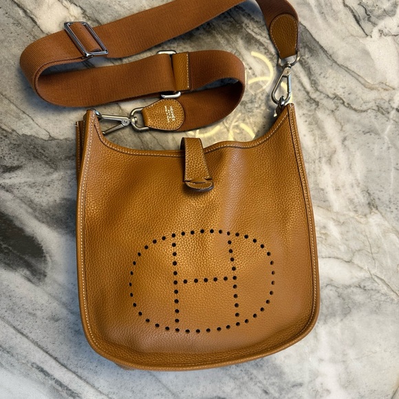 Brown Leather Shoulder Bag with H Logo - Picture 1 of 5